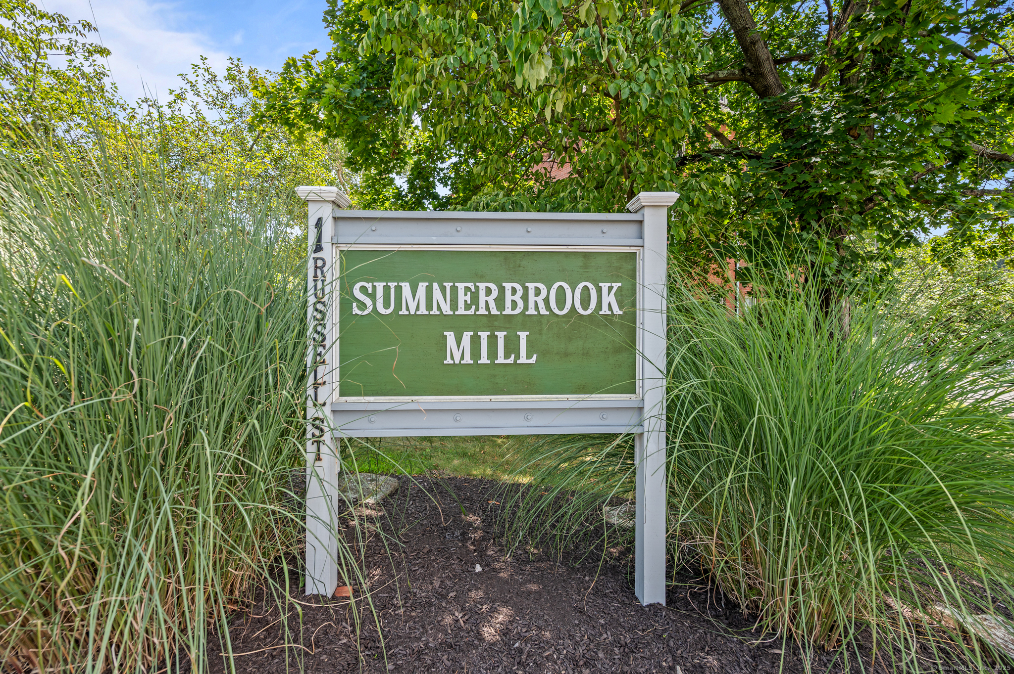 1 Russell Street APT 11