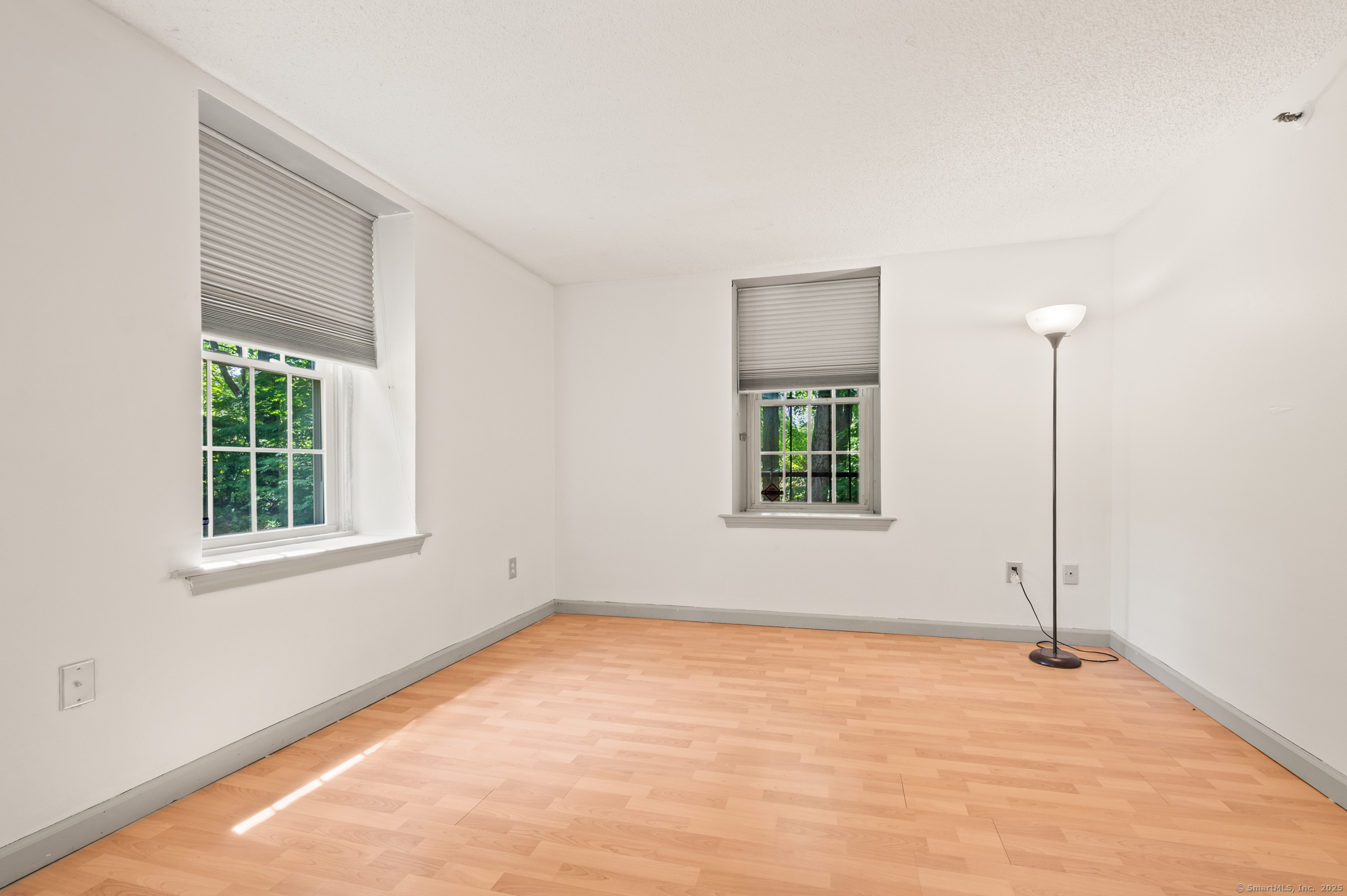 1 Russell Street APT 11