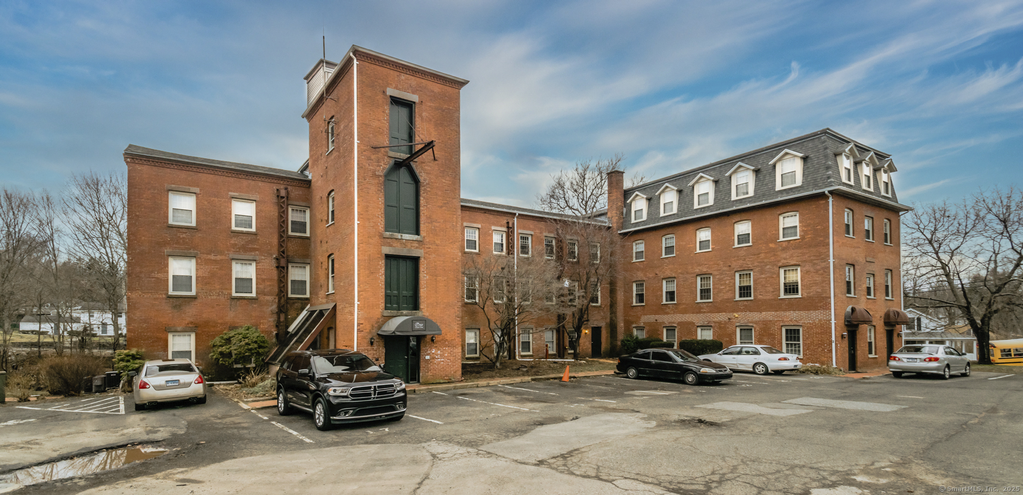 1 Russell Street APT 11