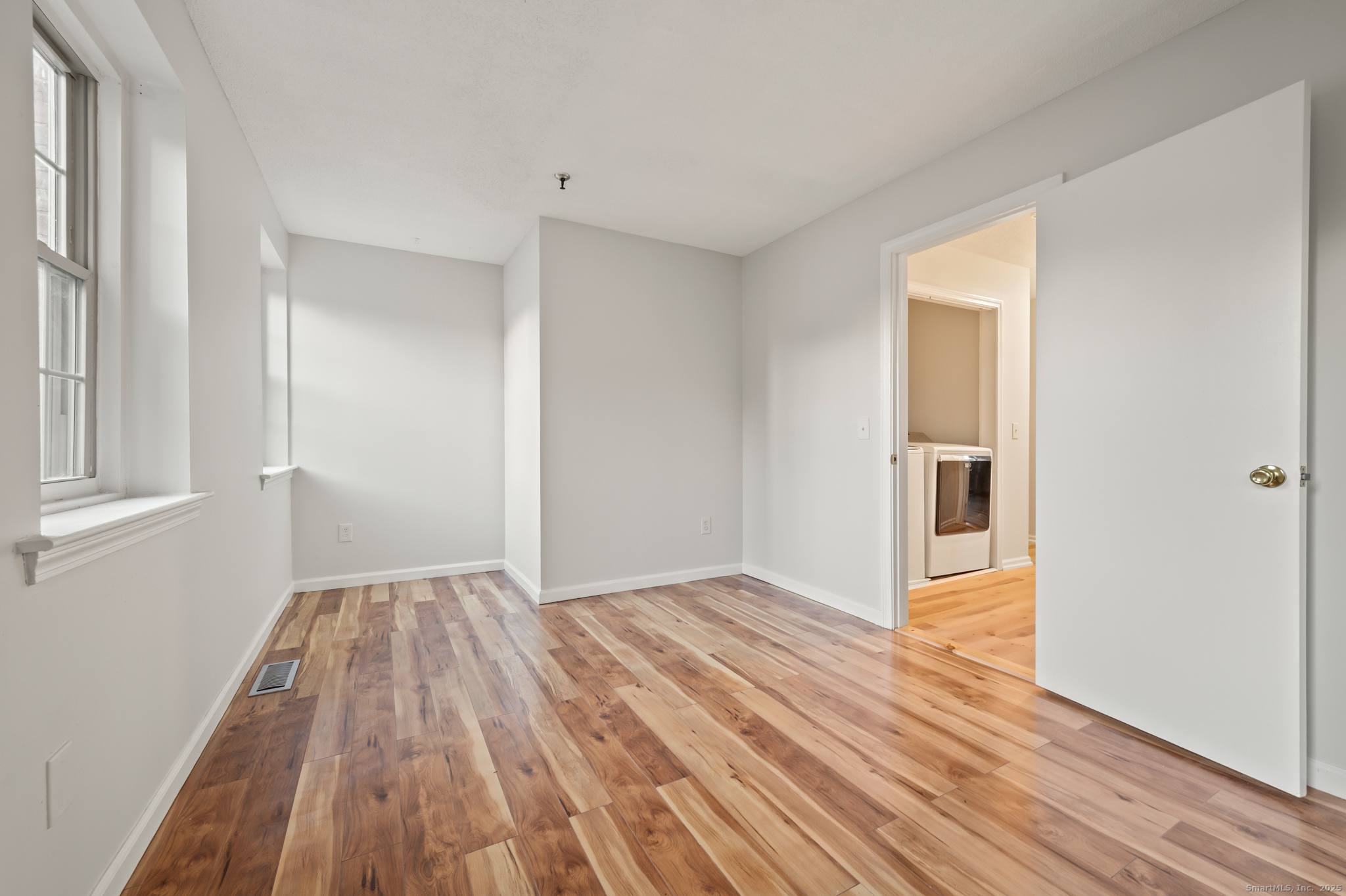 1 Russell Street APT 15