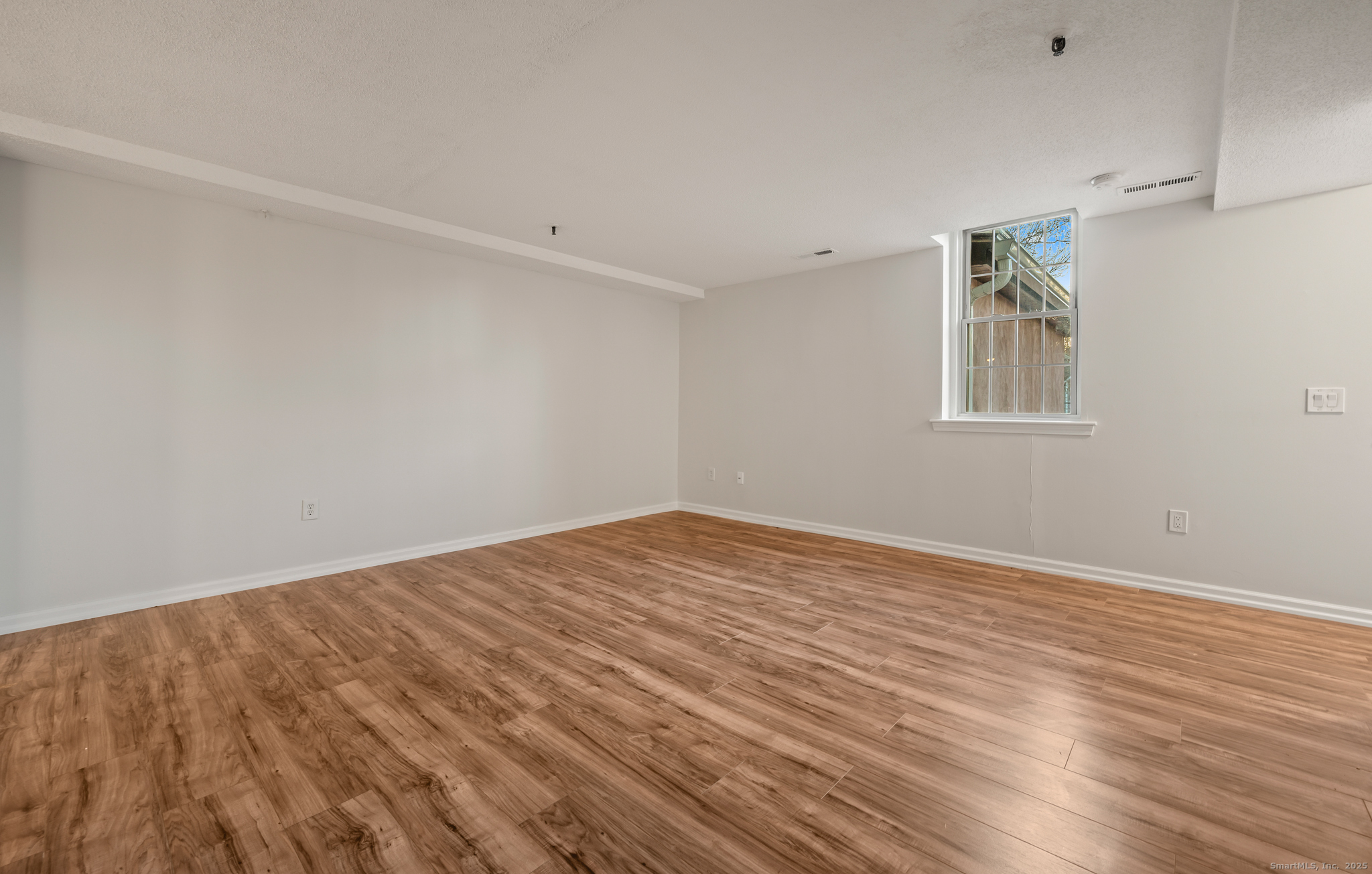 1 Russell Street APT 15