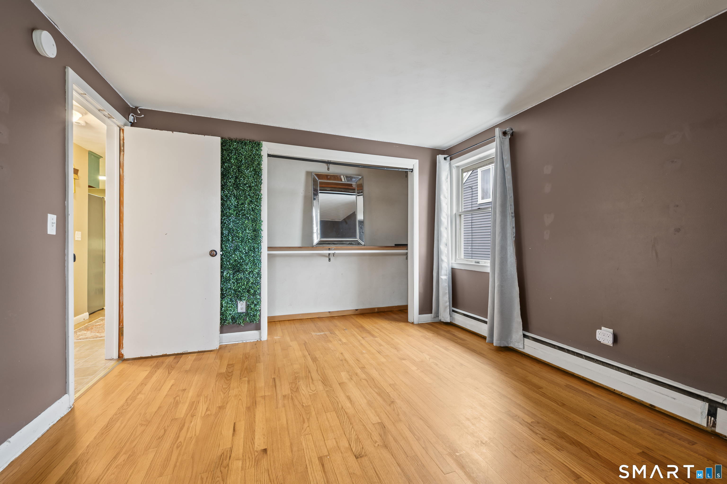 40 Hutchinson Street