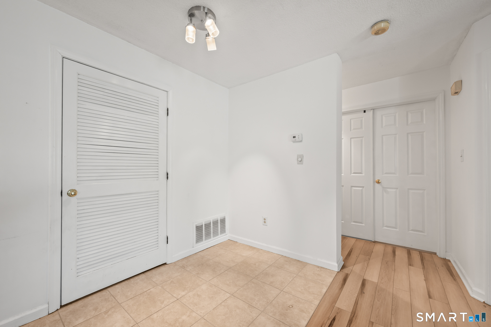 1 Forest Glen Circle 11