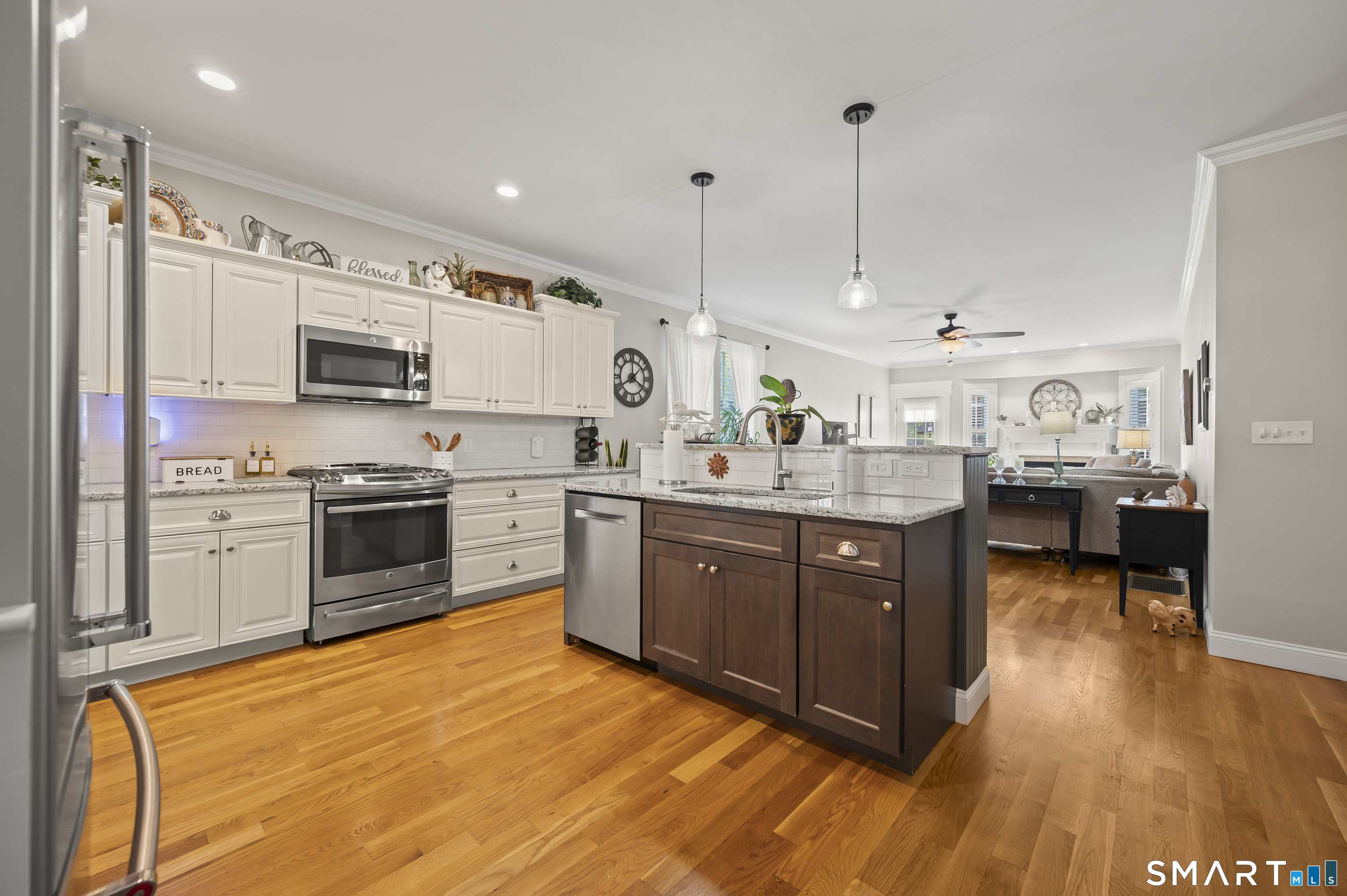 11 Webster Lane 6