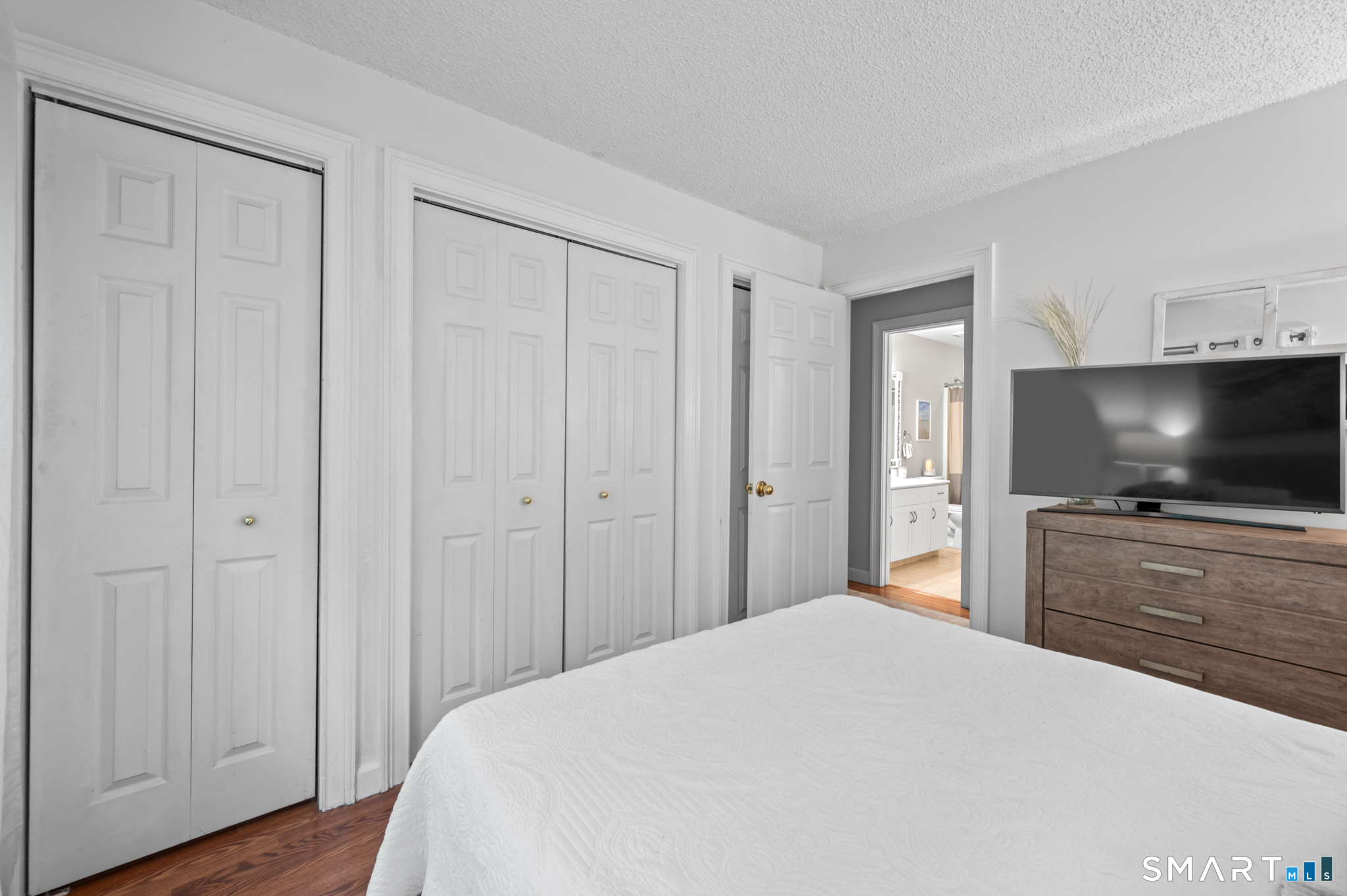 75 Redwood Drive 1104
