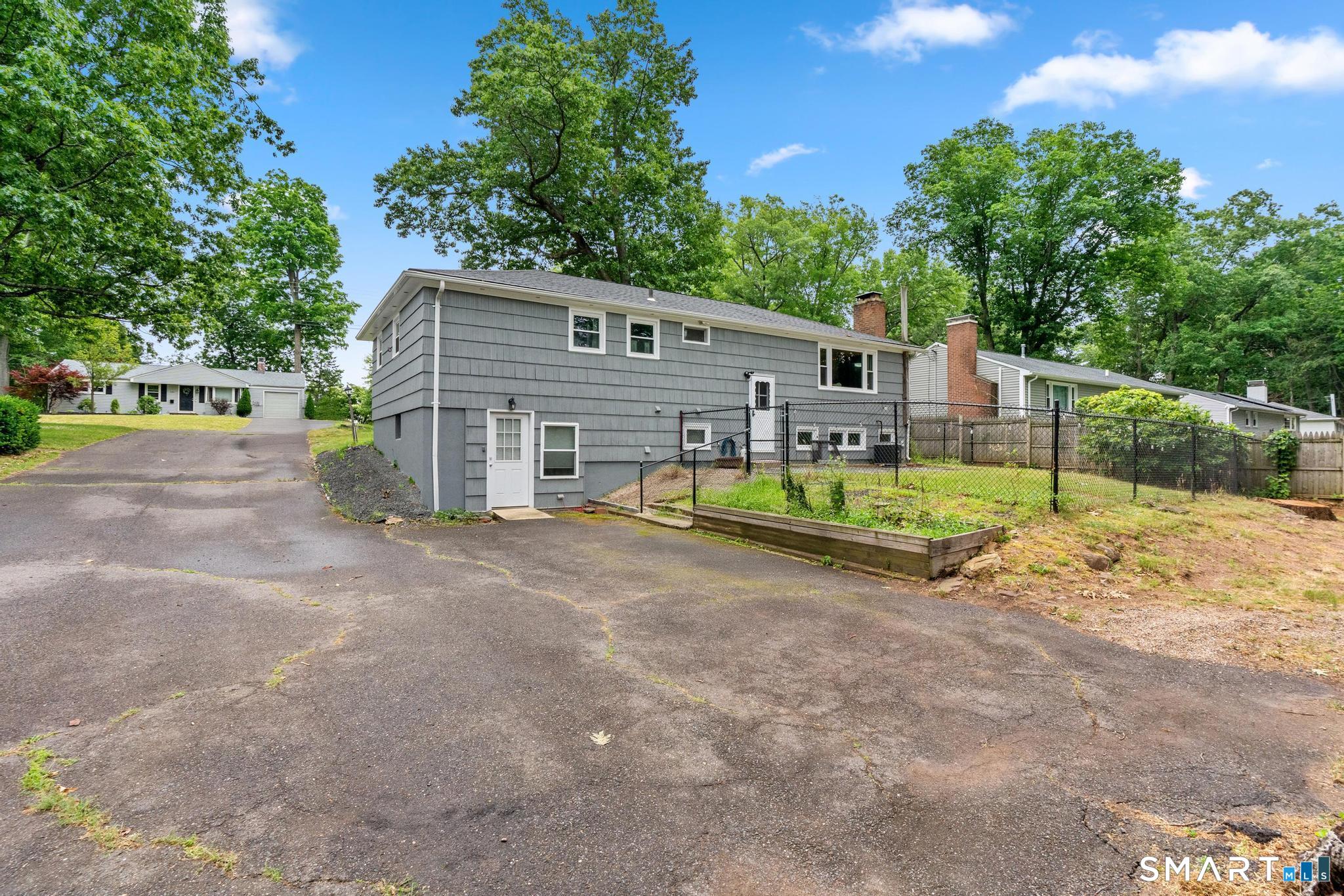 128 Forest Drive