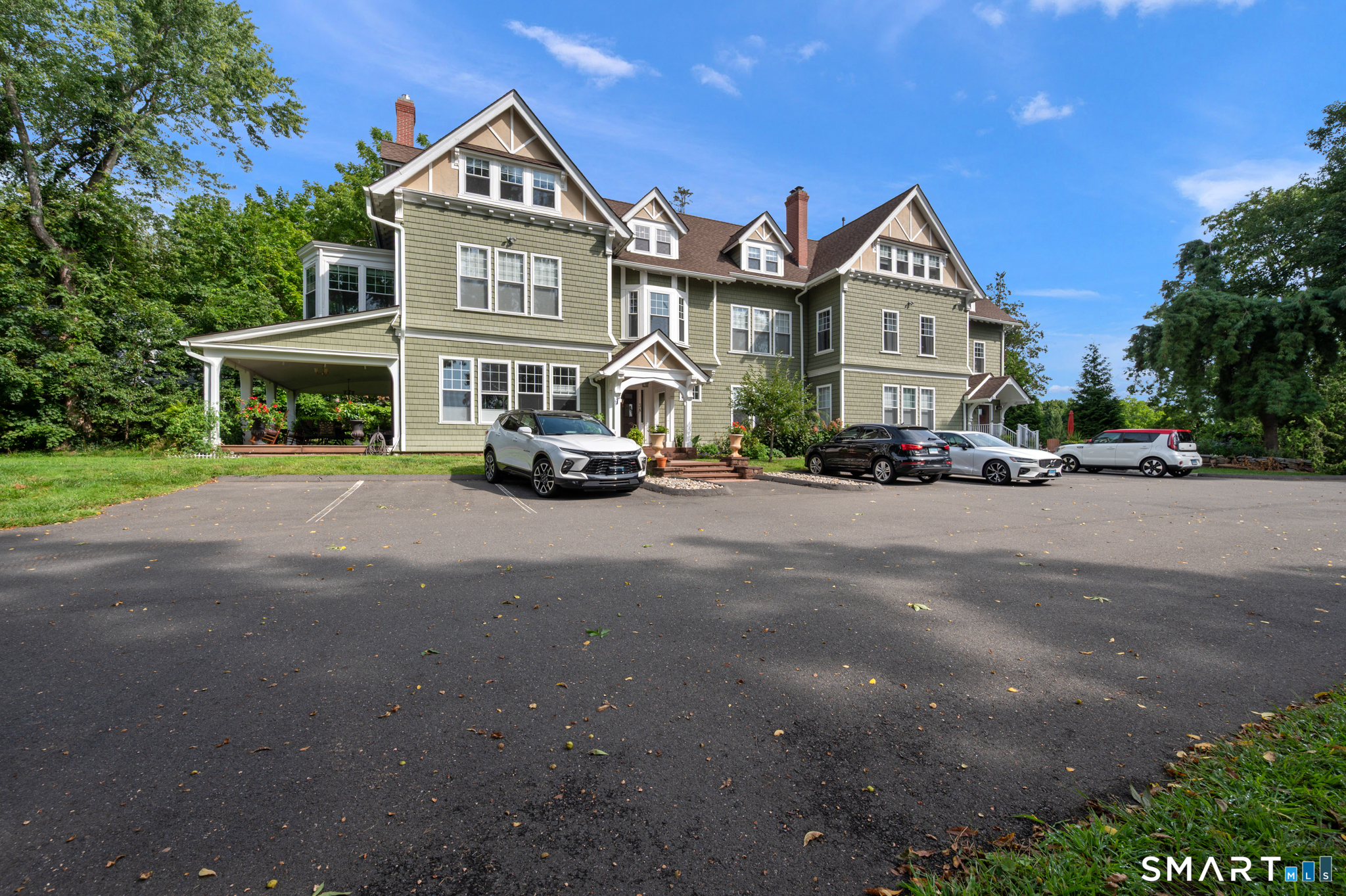 122 Newfield Street Unit: 3A