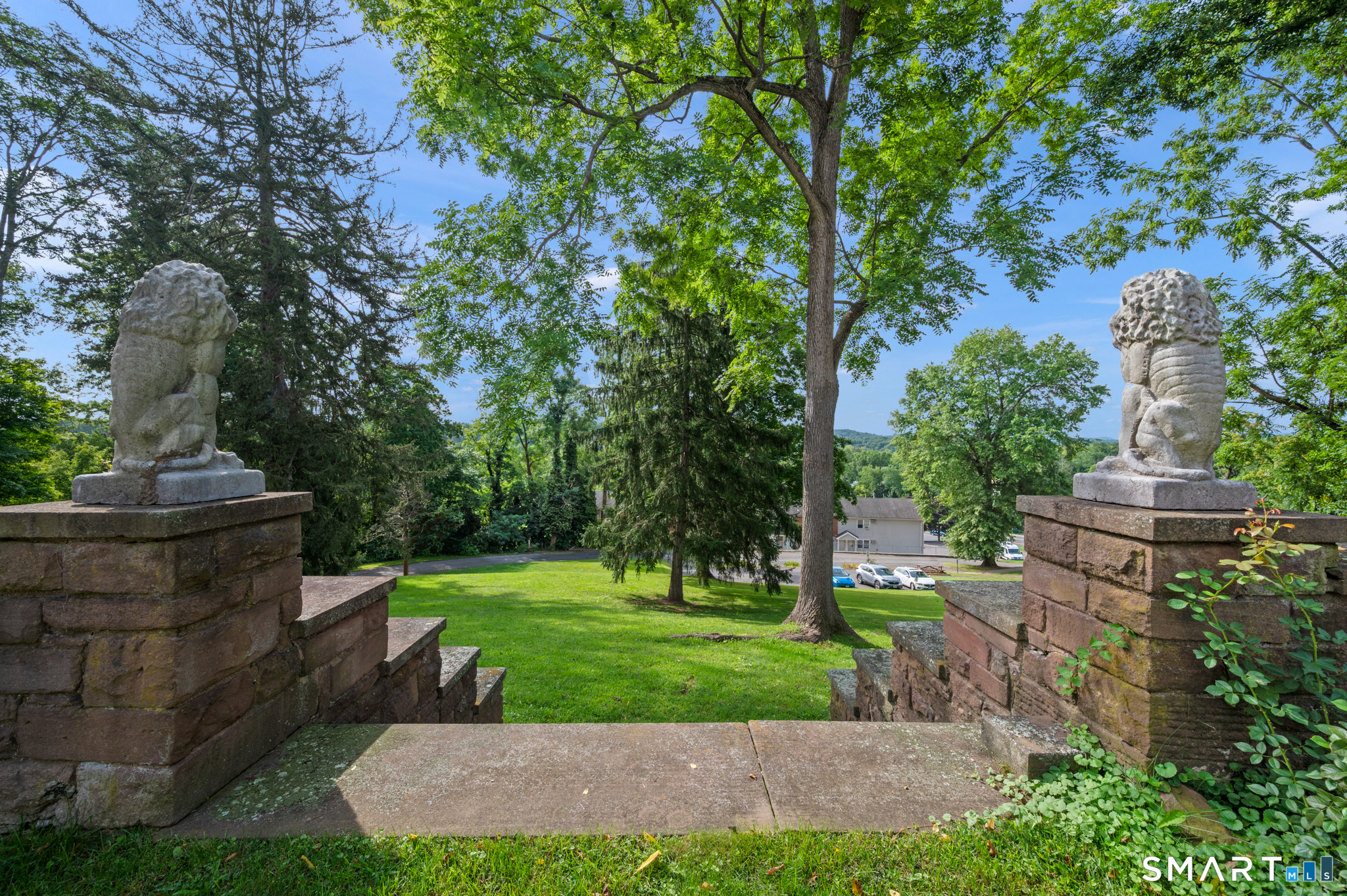 122 Newfield Street Unit: 3A