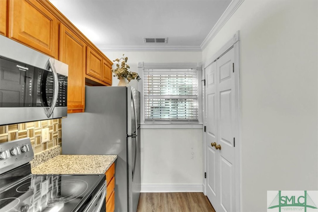 433 Montgomery Street A