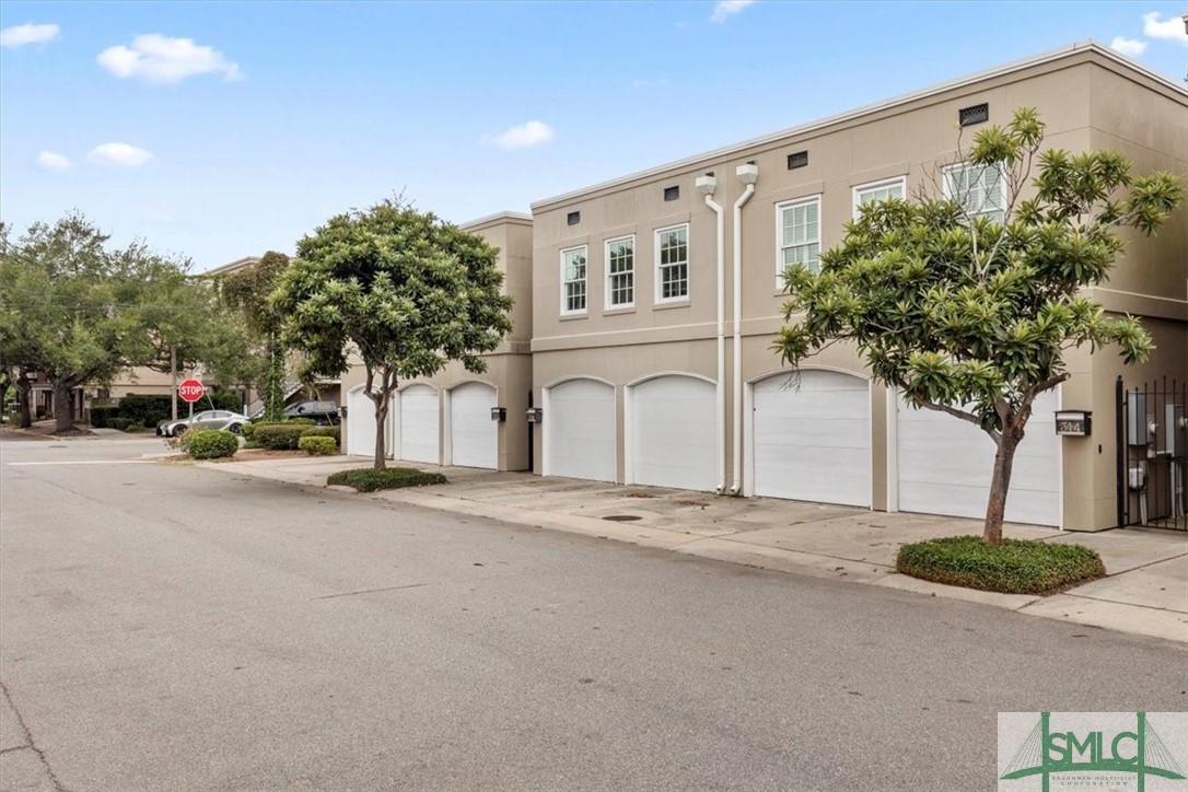 313 W Taylor Street