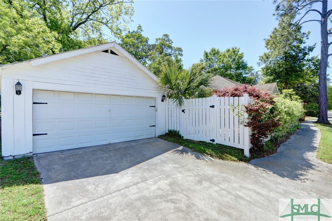 402 E 56th Street