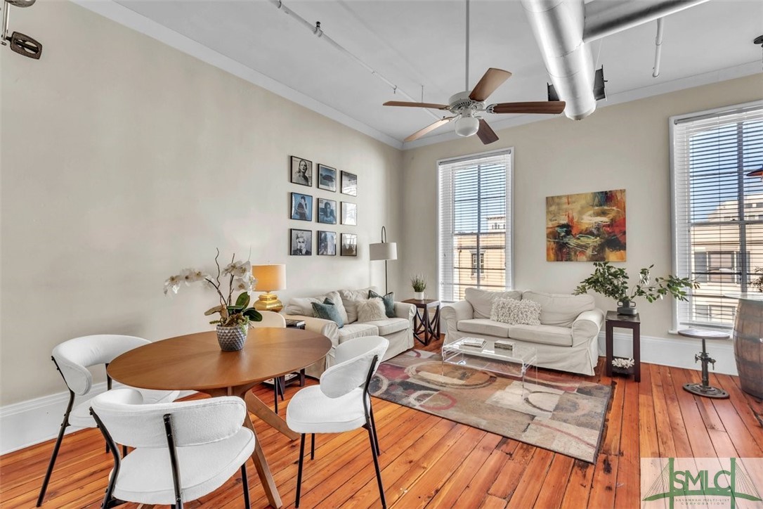 105 Whitaker Street 302