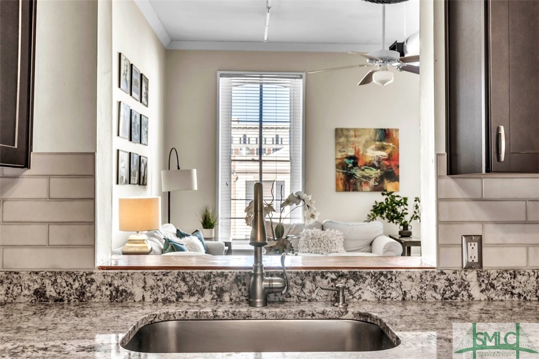 105 Whitaker Street 302