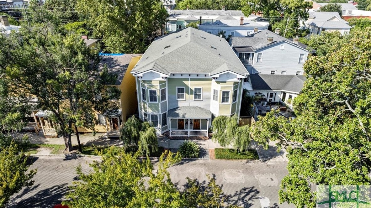 222 E Waldburg Street B