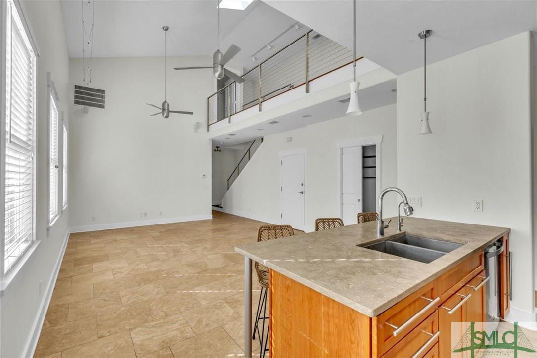 222 E Waldburg Street B