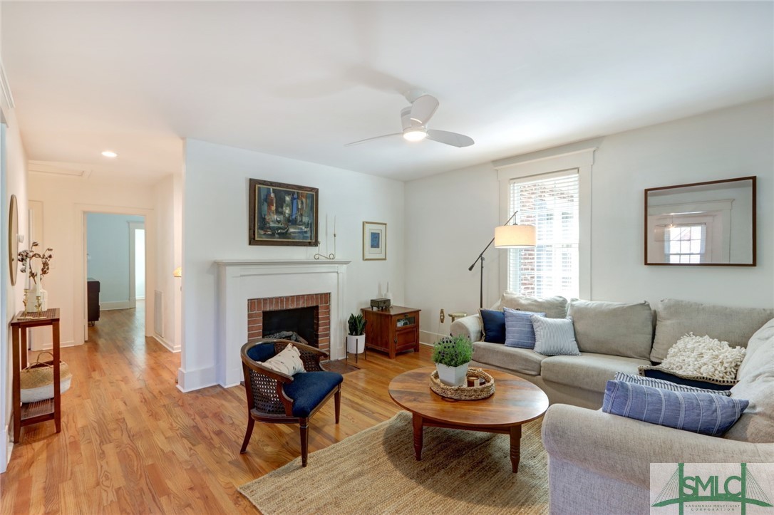 402 E 56th Street