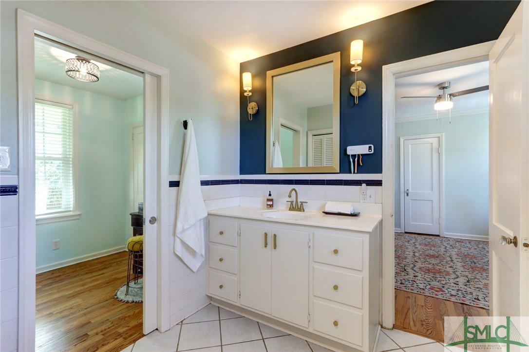 402 E 56th Street