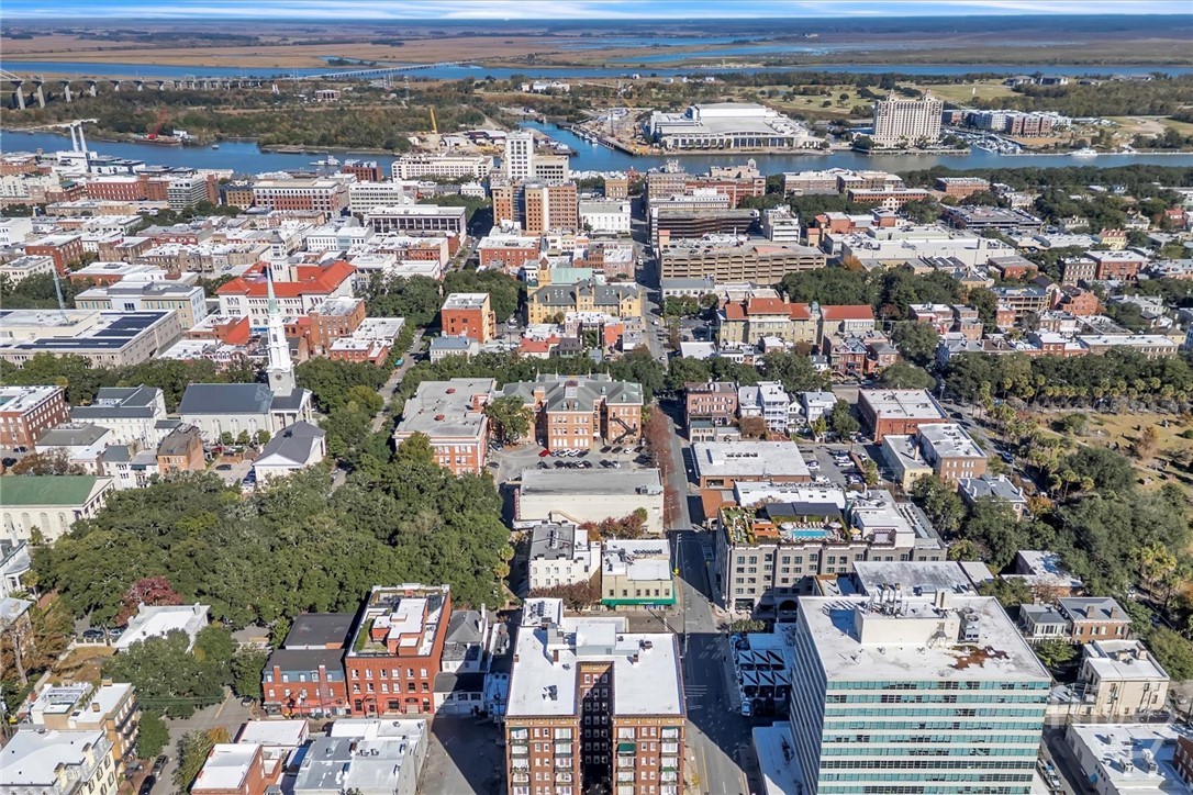 24 E Liberty Street 42