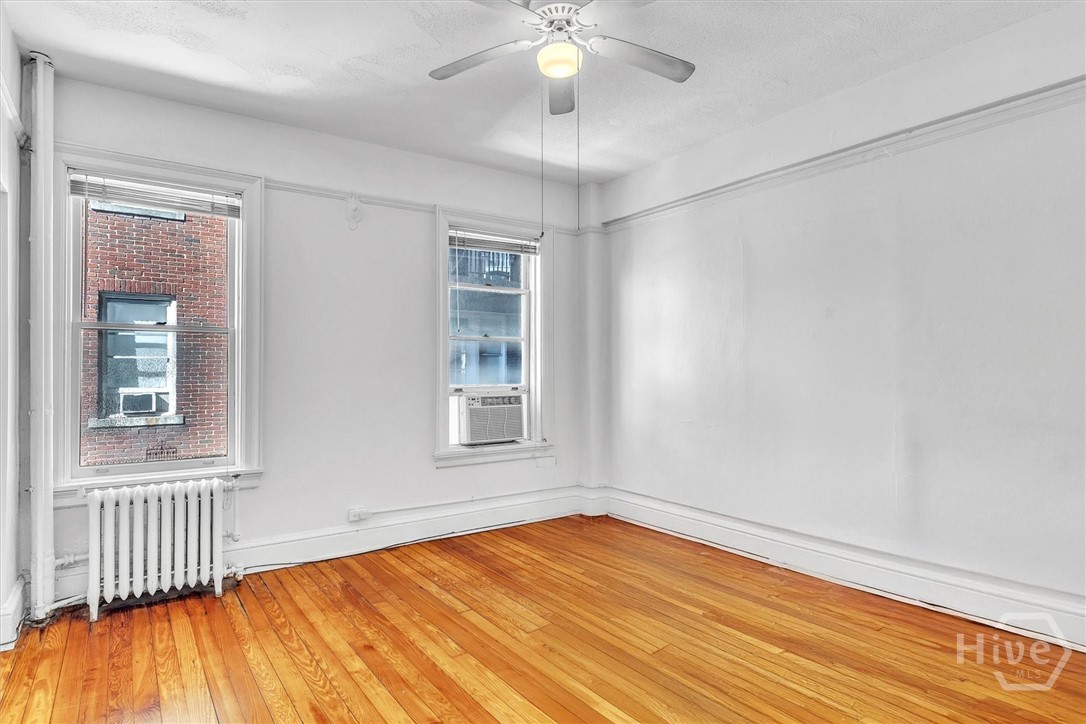 24 E Liberty Street 42