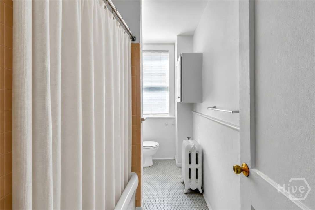 24 E Liberty Street 42