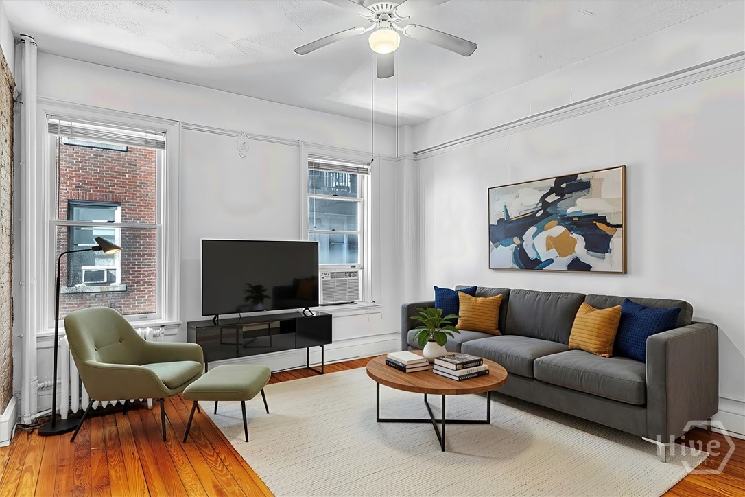 24 E Liberty Street 42