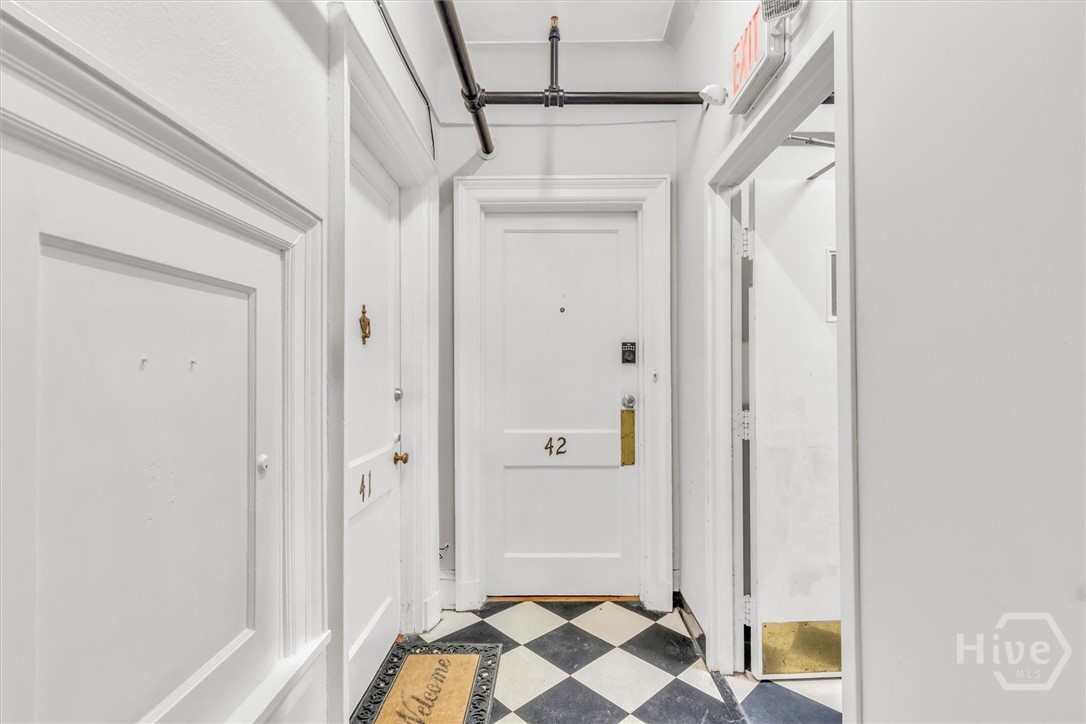 24 E Liberty Street 42