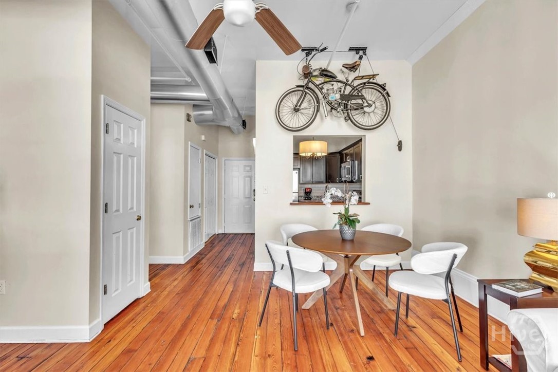 105 Whitaker Street 302