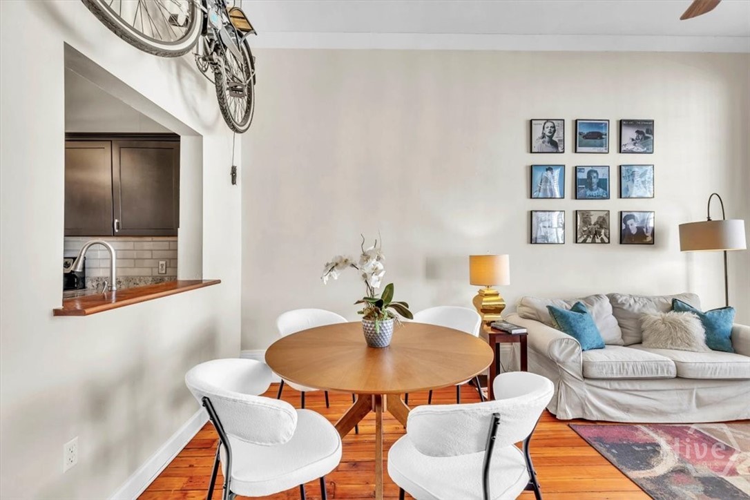 105 Whitaker Street 302