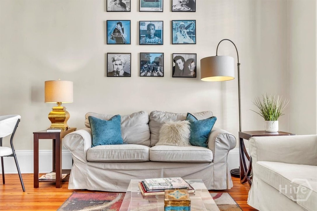 105 Whitaker Street 302