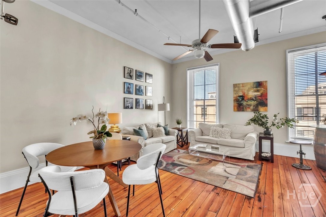 105 Whitaker Street 302