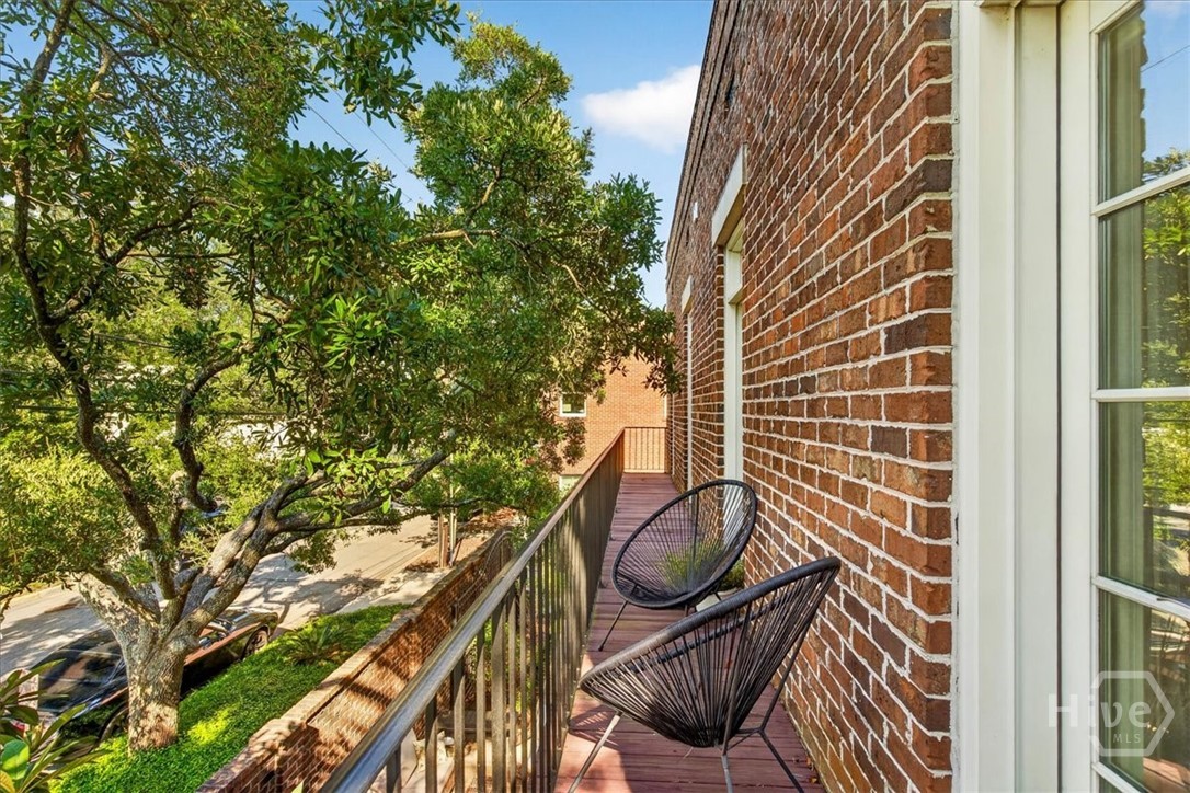 462 Montgomery
