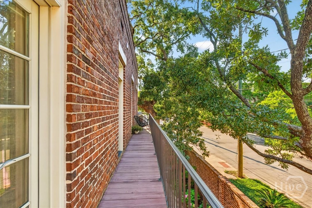 462 Montgomery