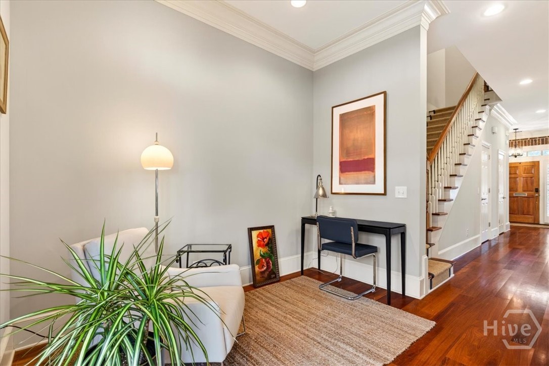 462 Montgomery