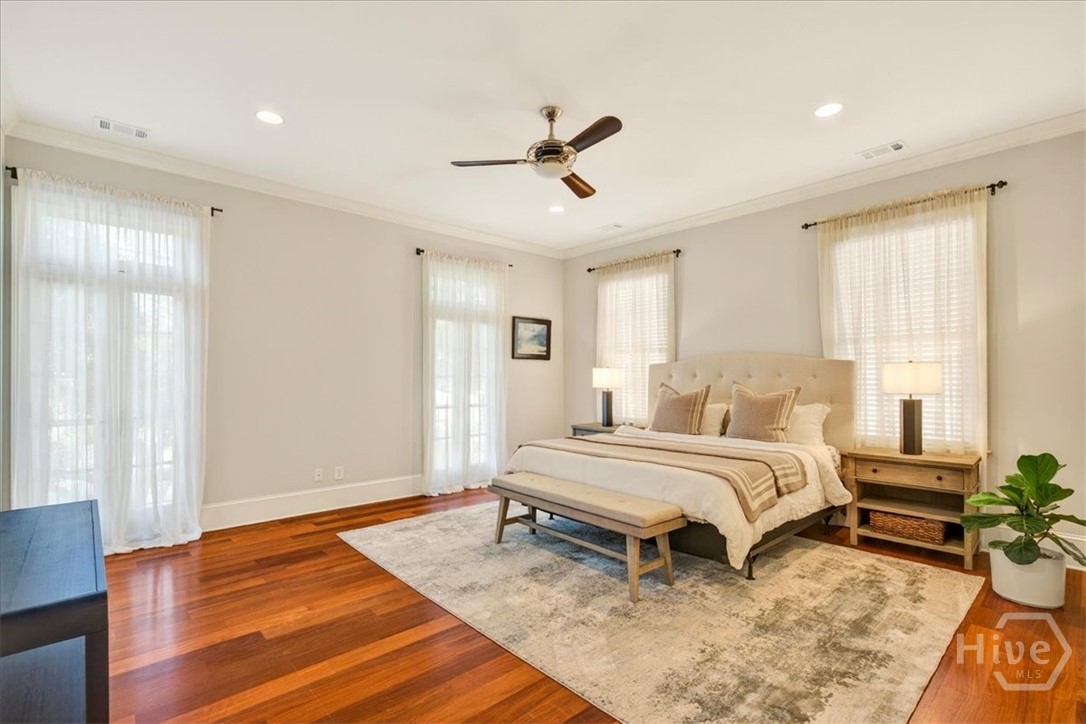 462 Montgomery