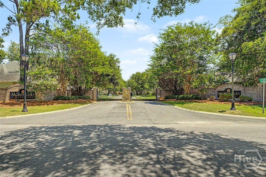 200 Sawgrass Drive