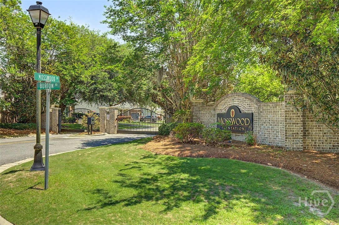 200 Sawgrass Drive