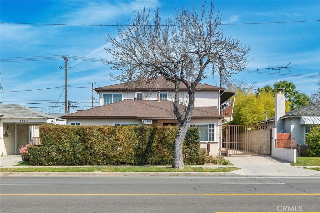 3807 W Victory Boulevard