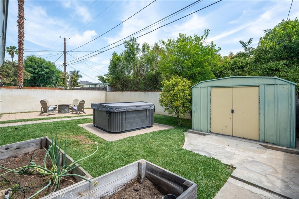 850 N Naomi Street