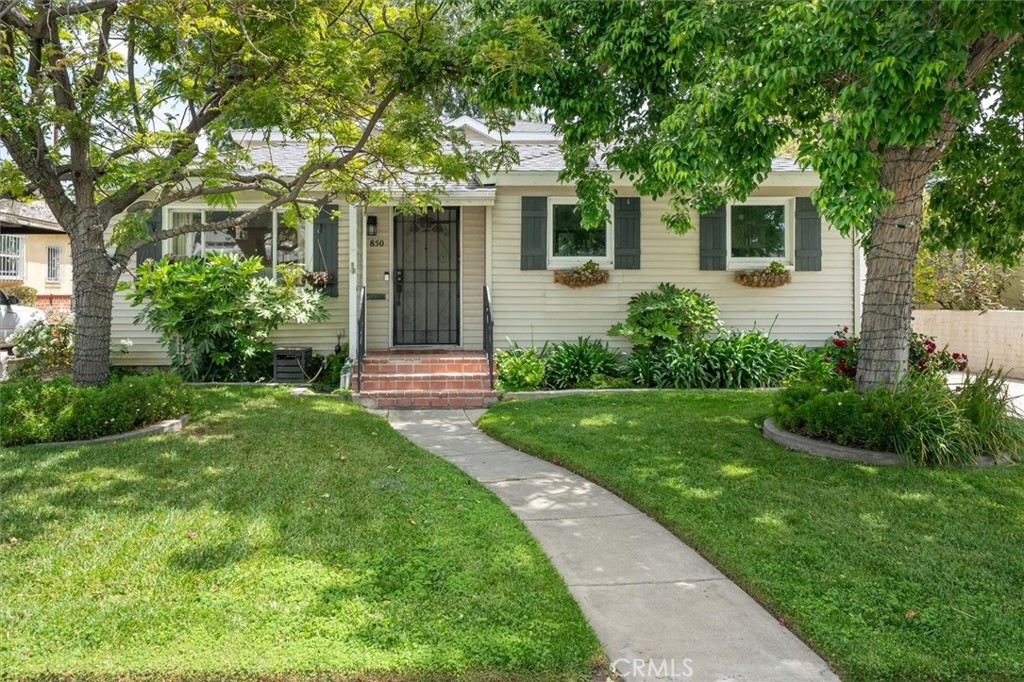 850 N Naomi Street