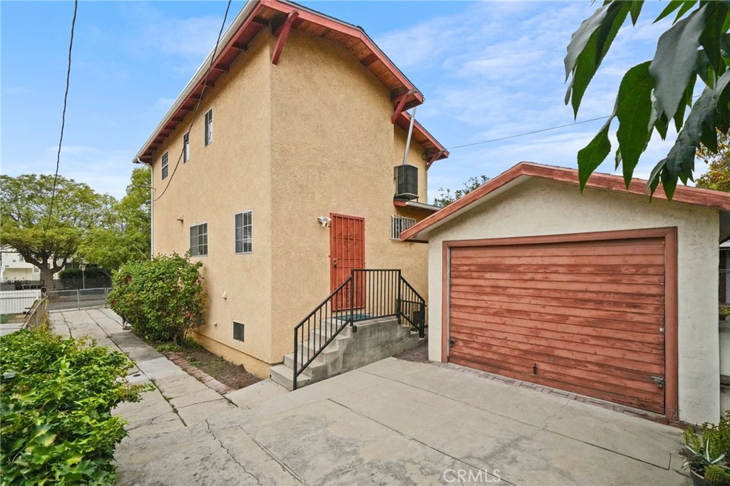 1132 Manzanita