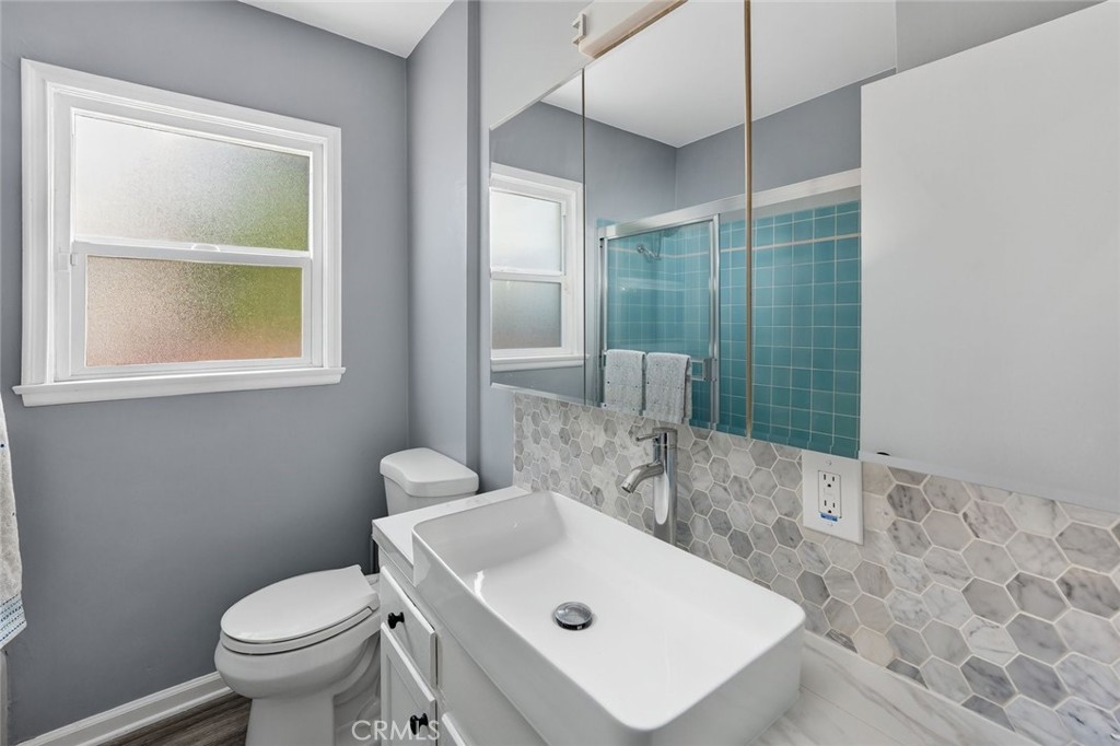 12543 Hartland Street