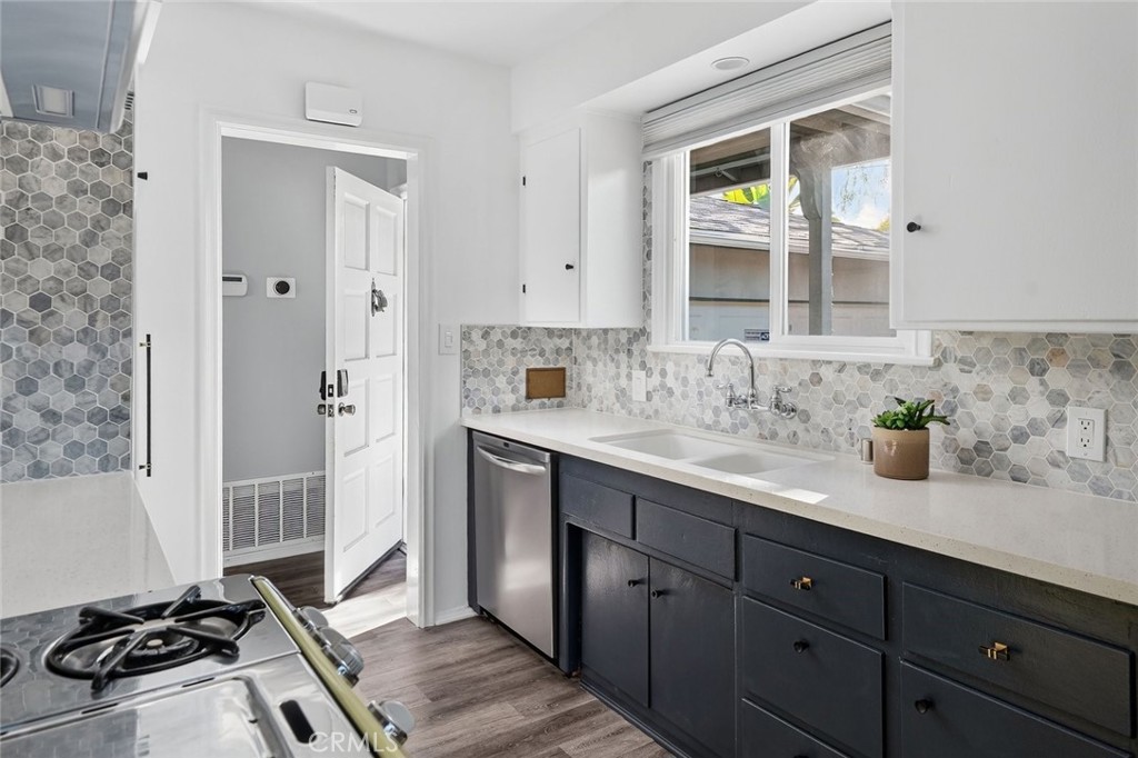 12543 Hartland Street