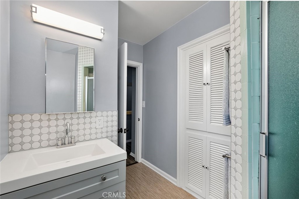 12543 Hartland Street