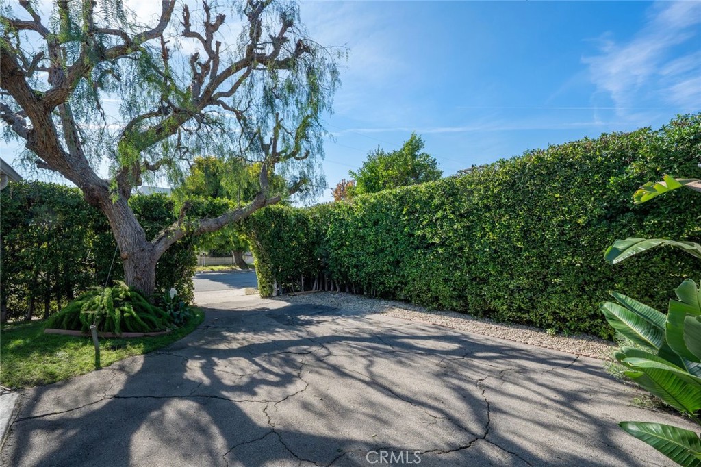 12543 Hartland Street