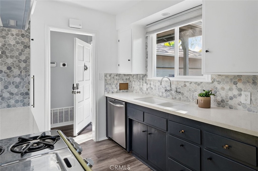 12543 Hartland Street