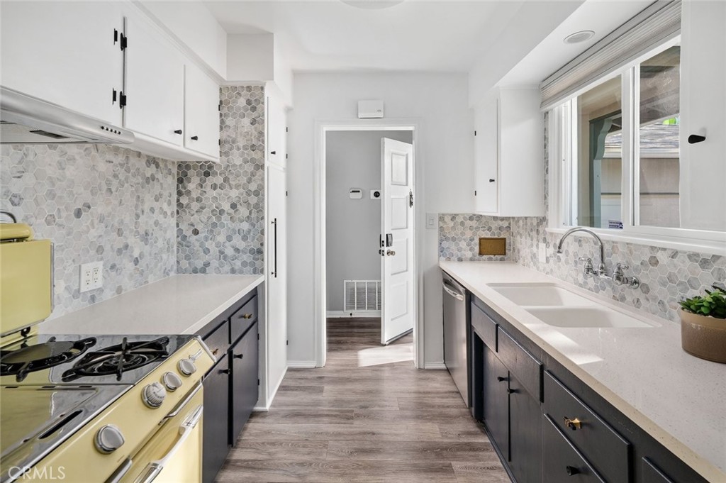 12543 Hartland Street