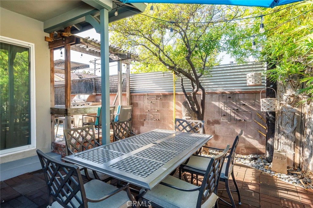 12543 Hartland Street