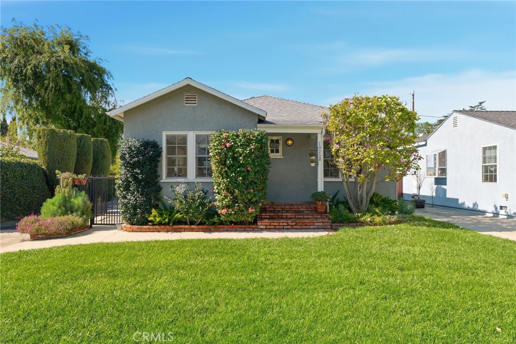 1025 N Screenland Drive