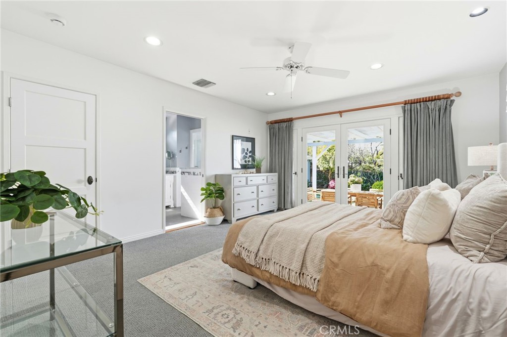 1025 N Screenland Drive