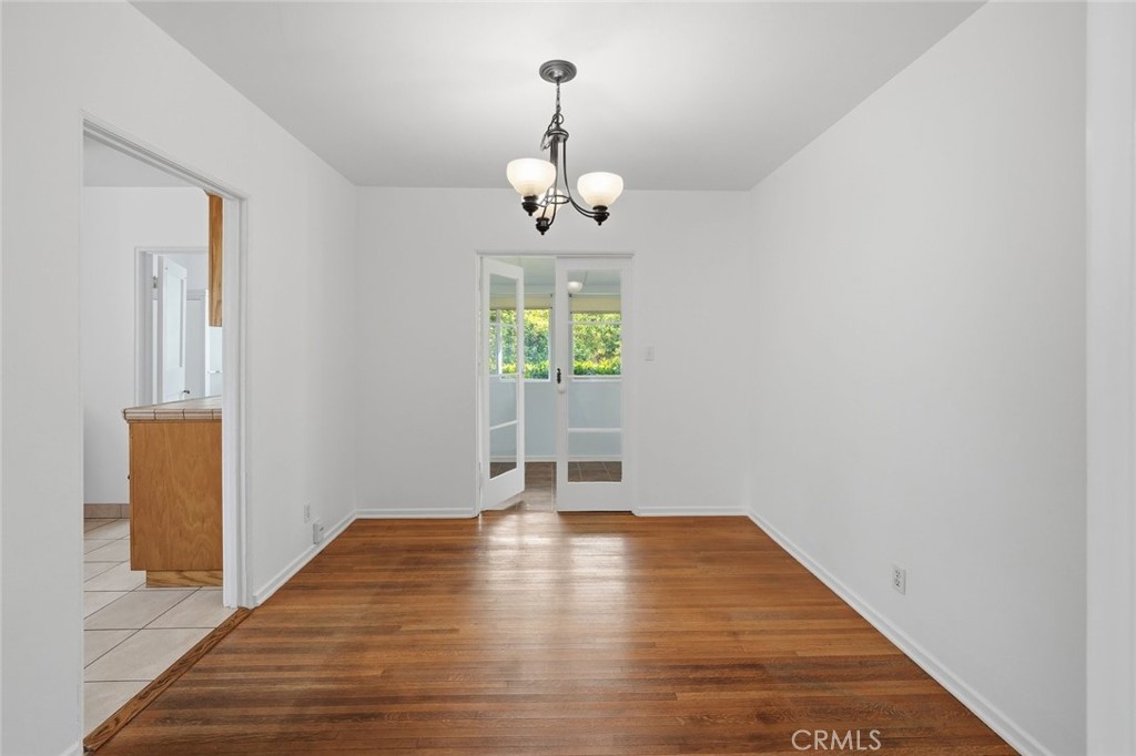 926 W Palm